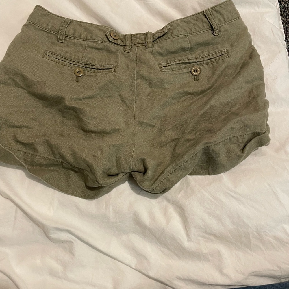 Shorts - Picture 3 of 3